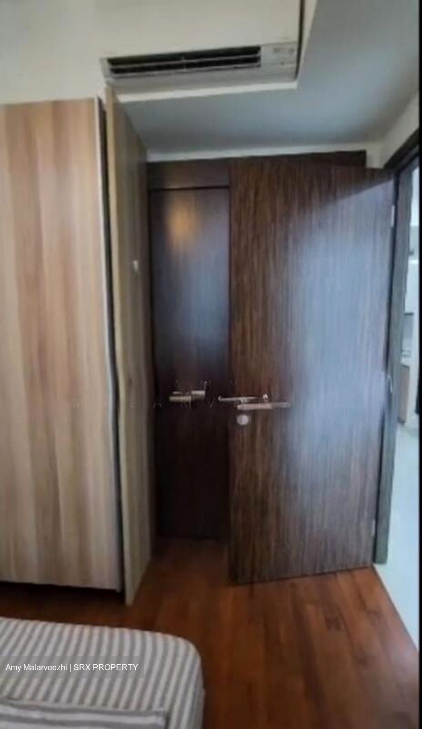 Hillview Crescent (D23), Condominium #572090931